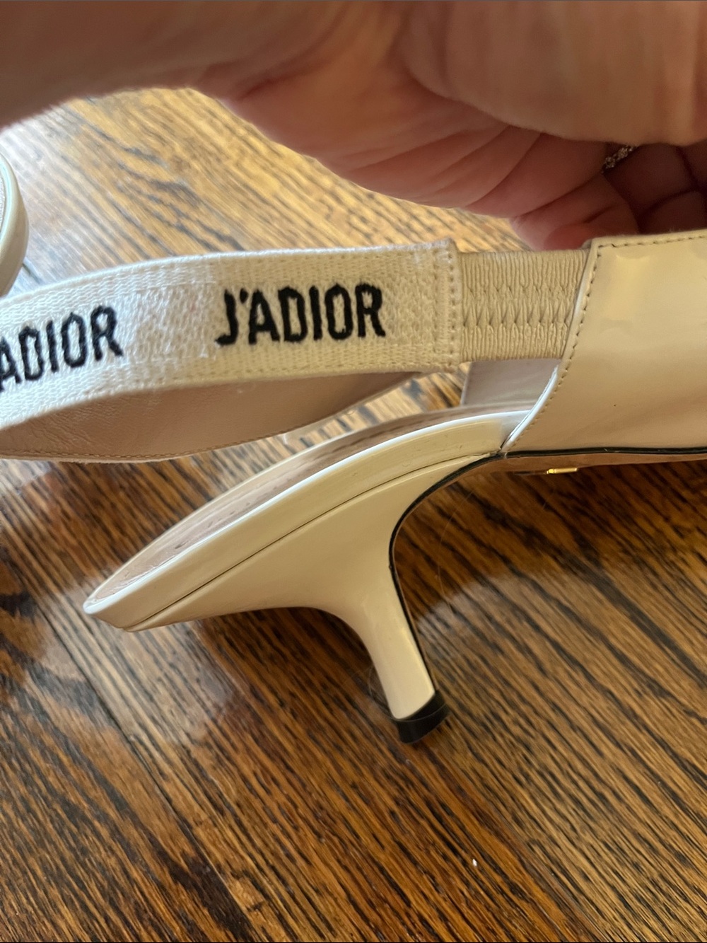 Christian Dior J'Adior slingback pumps featuring cream patent leader size 7 - Picture 10 of 11